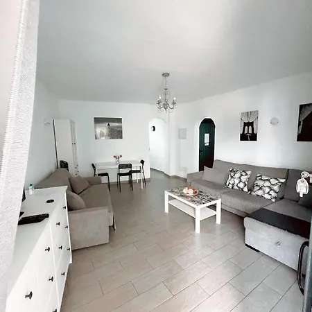 Lovely Pool View Near Beach, Luz Y Mar + Vv License Apartment *