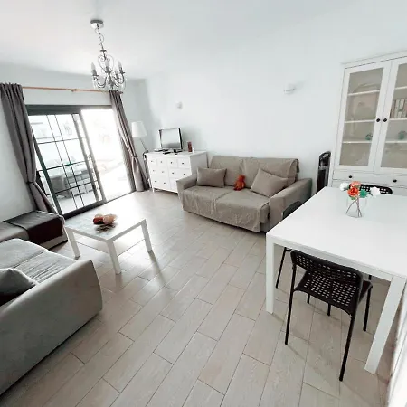 Lovely Pool View Near Beach, Luz Y Mar + Vv License Apartment